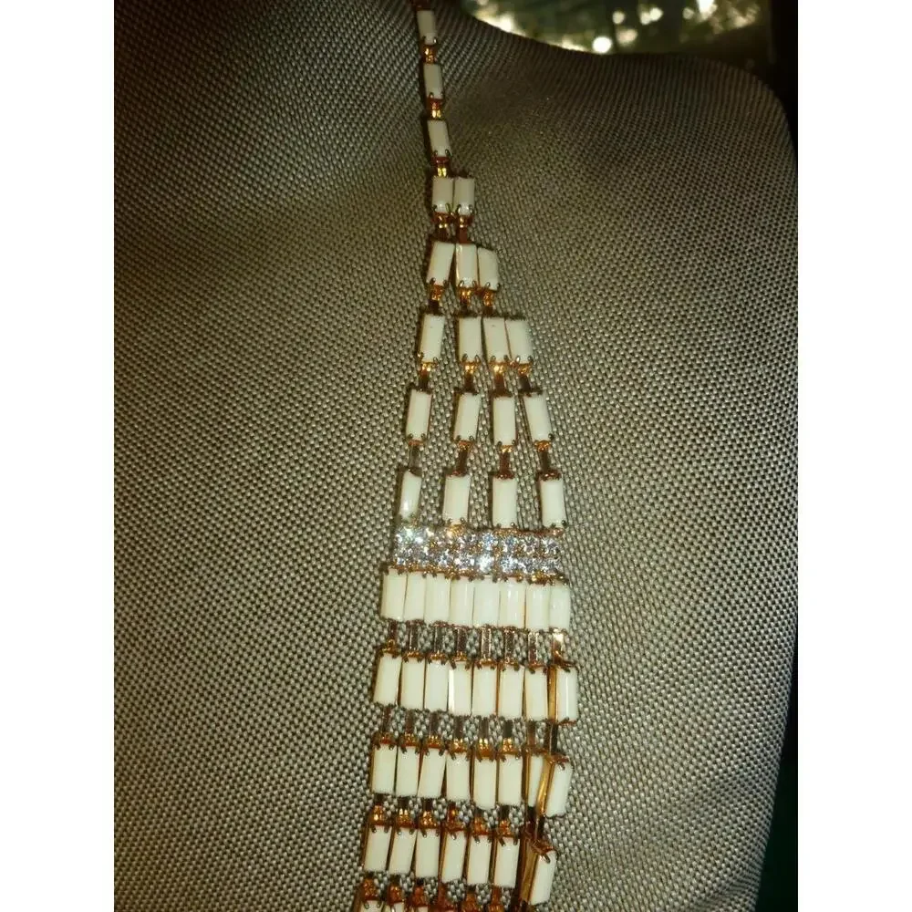 Vintage Bib‎ Collar Egyptian revival White & Clear Rhinestone Necklace 17